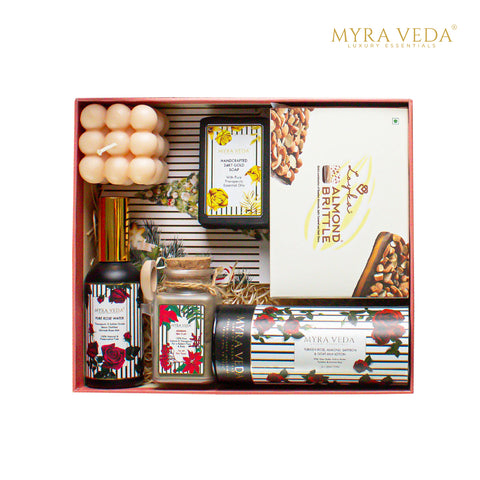 Myra Veda's LIMITED-EDITION LARGE CHRISTMAS Heritage Hamper - Ensemble of 4