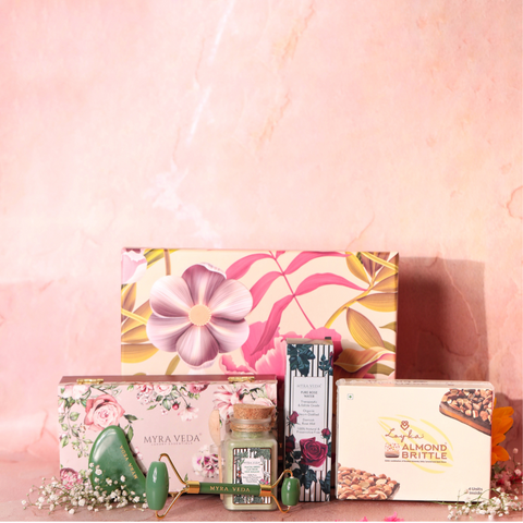 #MYRAkhi APPRECIATION OF LOVE LARGE GIFT HAMPER for 'SISTER'- PACK OF 5
