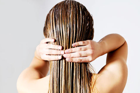 DIY Clay Masks and Shampoos for Soft, Moisturised Hair