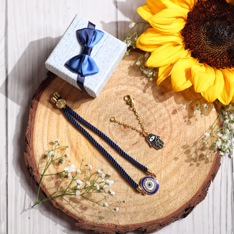 EXTRA-LARGE #MYRAkhi TREASURE TROVE GIFT HAMPER for Bhai-Bhabhi  - PACK OF 6